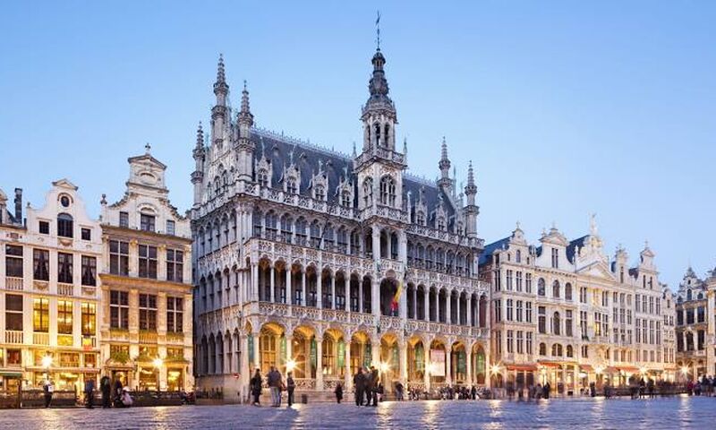 Benelux Paris Turu Pegasus HY ile 7 Gece Kış Dönemi Tur Programı