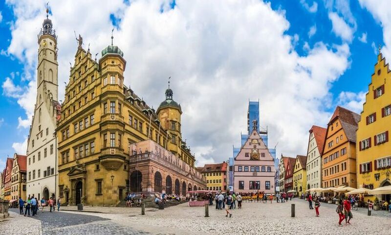 ELEGANT NOEL PAZARLARI AJet Hava Yolları ile