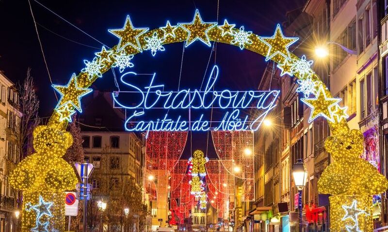 ELEGANT NOEL PAZARLARI AJet Hava Yolları ile