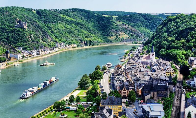 ELEGANT NOEL PAZARLARI AJet Hava Yolları ile