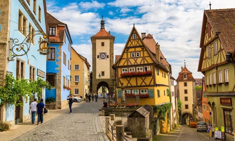 ELEGANT NOEL PAZARLARI AJet Hava Yolları ile