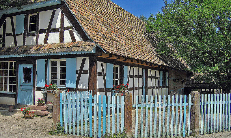 ELEGANT NOEL PAZARLARI AJet Hava Yolları ile