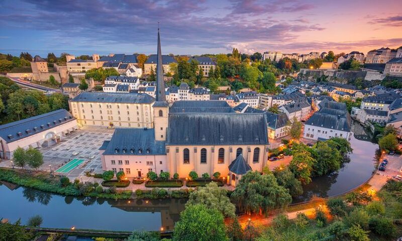 Elit Benelux Paris Alsace İsviçre Almanya Turu THY ile 7 Gece Ekstra Turlar Dahil Sömestr Dönemi (ZRH - CGN)