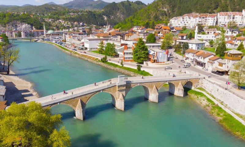 Gaziantep Çıkışlı Kosovalı Büyük Balkanlar Turu AJet ile Extra Turlar ve Akşam Yemekleri Dahil 6 Gece