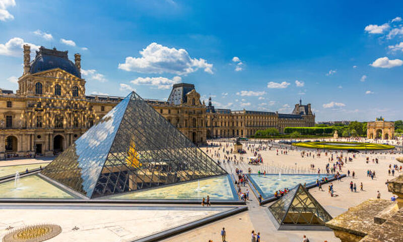 Benelux Paris Turu Pegasus HY ile 7 Gece Kış Dönemi Tur Programı