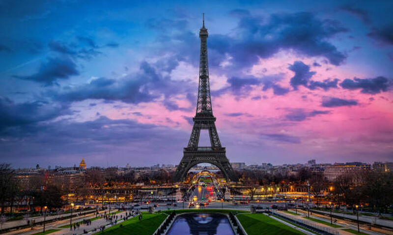 Benelux Paris Turu Pegasus HY ile 7 Gece Kış Dönemi Tur Programı