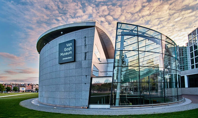 Benelux Paris Turu Pegasus HY ile 7 Gece Kış Dönemi Tur Programı